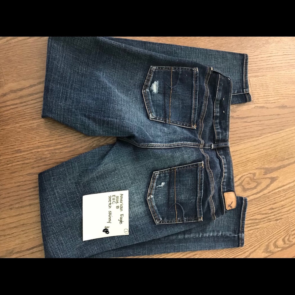 American Eagle skinny jeans